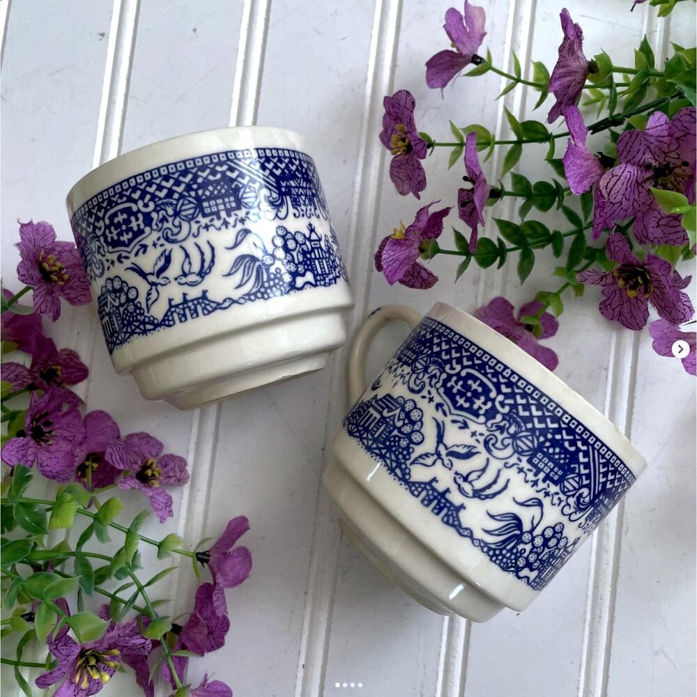 Vintage Blue Willow Pattern Dinnerware USA Stackable Teacup Mug PAIR